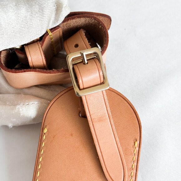 Louis Vuitton Luggage Tag - Picture 10 of 10